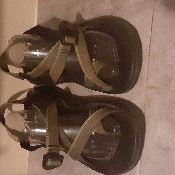 CHACO   sandalia  size  12 men  en - Picture 4 of 5